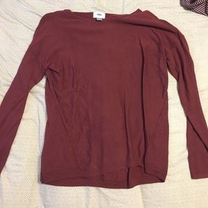 Maroon sweater